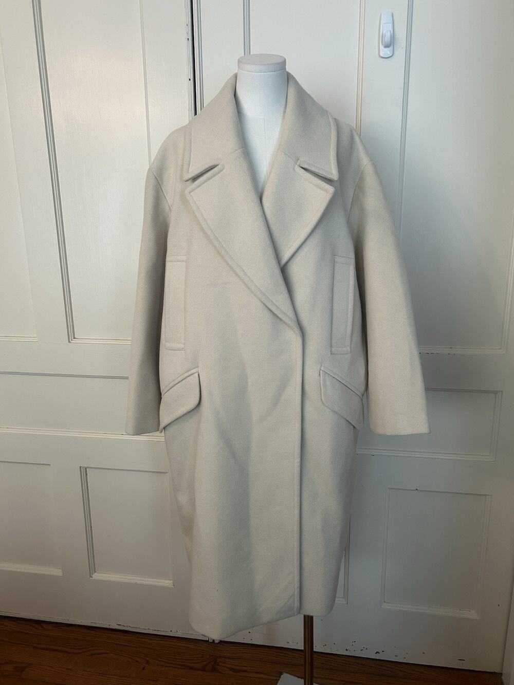 Zara Oversized Long Length Overcoat Womens Size Small Ivory Classic Preppy